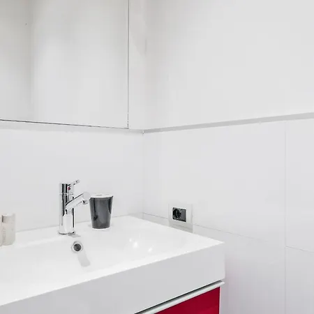 Modern And Bright 2 Bed Flat In Testaccio アパート *